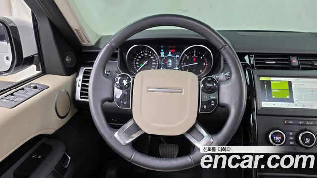 Land Rover Discovery 5 2.0 SD4 SE 2019 — фото 13