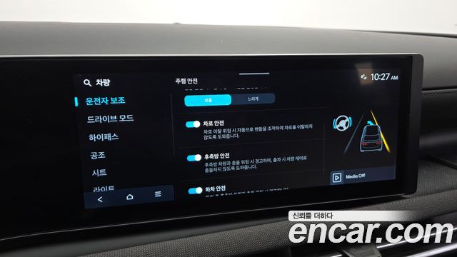 Hyundai Tucson (NX4) Gasoline 1.6 Turbo 2WD Premium 2024 — фото 17