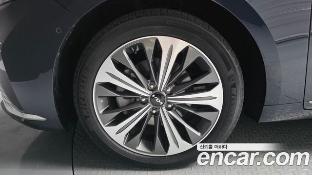 Kia K8 Hybrid Signature 2023 — фото 5