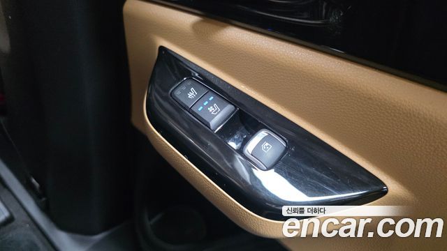 Kia Carnival (IV) Gasoline 9-Seater Signature 2022 — фото 18