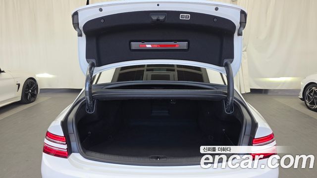 Genesis G80 (RG3) Gasoline 3.5 Turbo AWD 2024 — фото 20