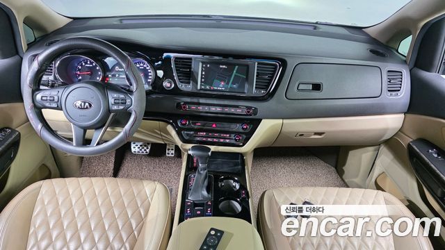 Kia Carnival Gasoline 9-seater Limousine(Special vehicle) 2019 — фото 7