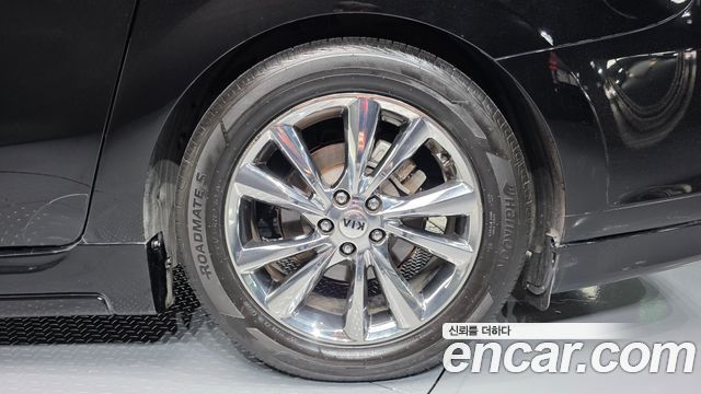 Kia Carnival Gasoline 9-seater Limousine(Special vehicle) 2019 — фото 21