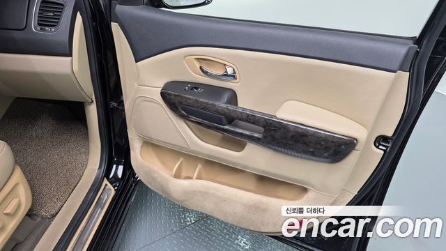 Kia Carnival Gasoline 9-seater Limousine(Special vehicle) 2019 — фото 25