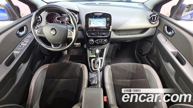 Renault Korea Clio Intens 2018 — фото 7