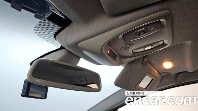 Renault Korea Clio Intens 2018 — фото 18