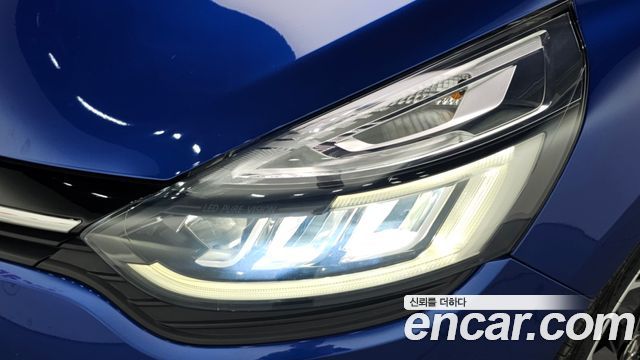 Renault Korea Clio Intens 2018 — фото 22