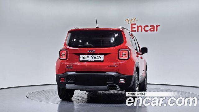 Jeep Renegade 2.0 Diesel Limited AWD 2017 — фото 4