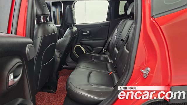 Jeep Renegade 2.0 Diesel Limited AWD 2017 — фото 12