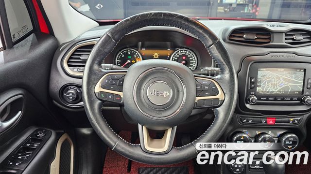 Jeep Renegade 2.0 Diesel Limited AWD 2017 — фото 13