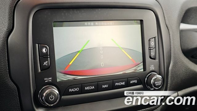 Jeep Renegade 2.0 Diesel Limited AWD 2017 — фото 15