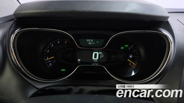 Renault Korea QM3 LE 2016 — фото 8