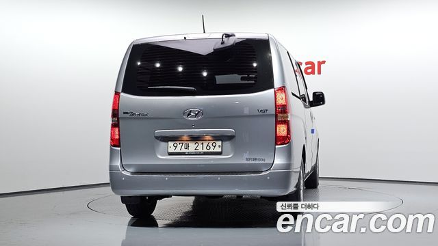 Hyundai Grand Starex Van 5-Seater Modern 2021 — фото 4