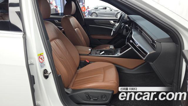 Audi A6 (C8) 40 TDI Quattro Premium 2023 — фото 11