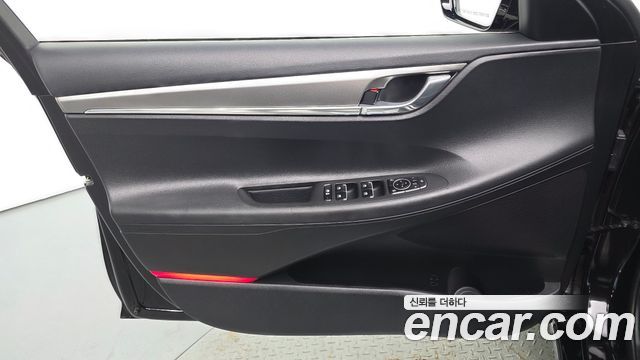 Hyundai Grandeur (IG) 3.3 Premium 2020 — фото 24