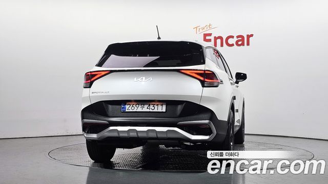 Kia Sportage (V) Diesel 2.0 2WD Trendy 2023 — фото 4