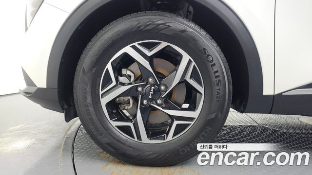Kia Sportage (V) Diesel 2.0 2WD Trendy 2023 — фото 5