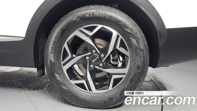 Kia Sportage (V) Diesel 2.0 2WD Trendy 2023 — фото 21