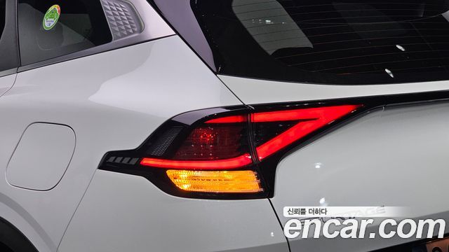 Kia Sportage (V) Diesel 2.0 2WD Trendy 2023 — фото 23