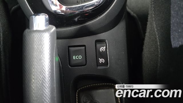 Renault Korea QM3 LE 2015 — фото 17