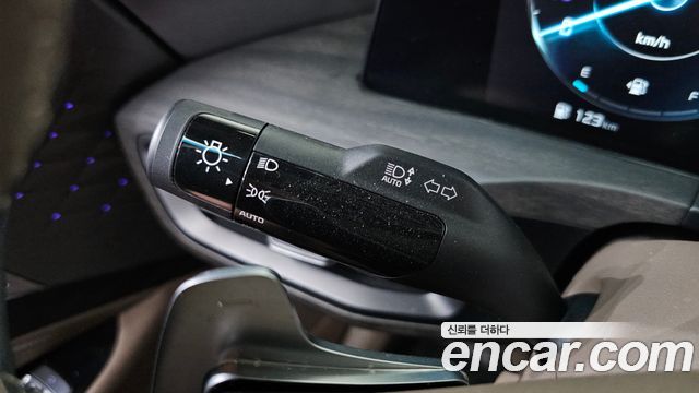 Kia K8 Hybrid Noblesse 2022 — фото 35