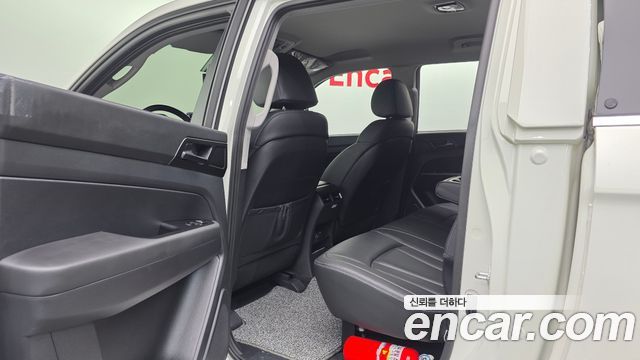 KG Mobility (SsangYong) Musso (Q300) Gasoline 2.0 4WD M7 2026 — фото 17