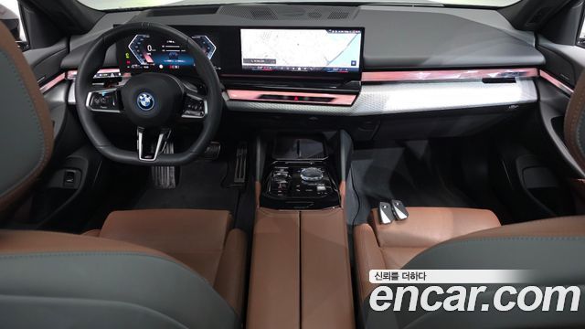 BMW 5 Series (G60) 530e M Sport 2025 — фото 7
