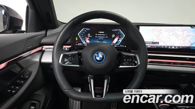 BMW 5 Series (G60) 530e M Sport 2025 — фото 17