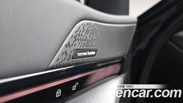 BMW 5 Series (G60) 530e M Sport 2025 — фото 23