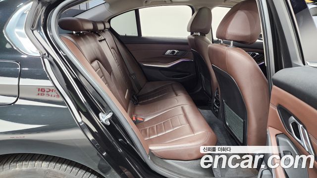 BMW 3 Series (G20) 320d Luxury 2019 — фото 12