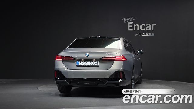 BMW 5 Series (G60) 520i M Sport 2025 — фото 4