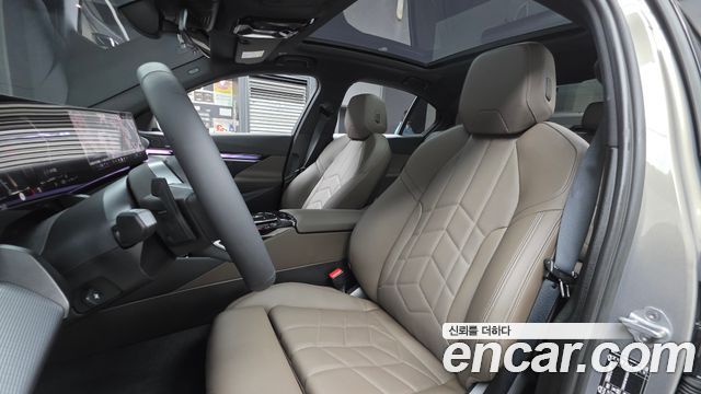 BMW 5 Series (G60) 520i M Sport 2025 — фото 10