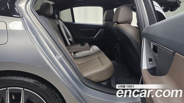 BMW 5 Series (G60) 520i M Sport 2025 — фото 11