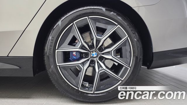 BMW 5 Series (G60) 520i M Sport 2025 — фото 21