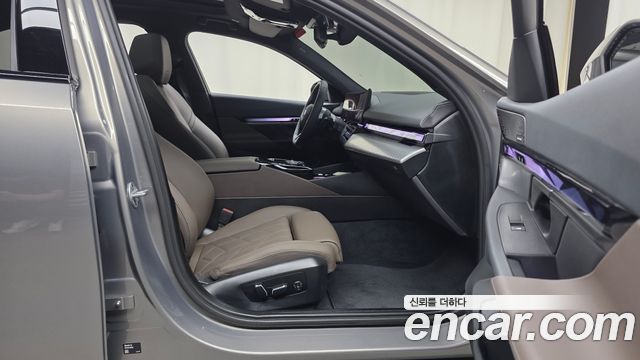 BMW 5 Series (G60) 520i M Sport 2025 — фото 26