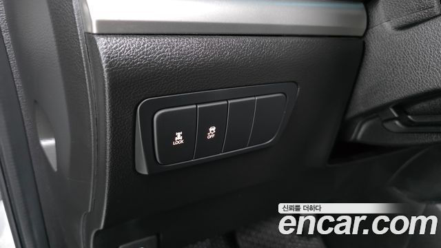 KG Mobility (SsangYong) Korando C Clubby 4WD Park 2011 — фото 12