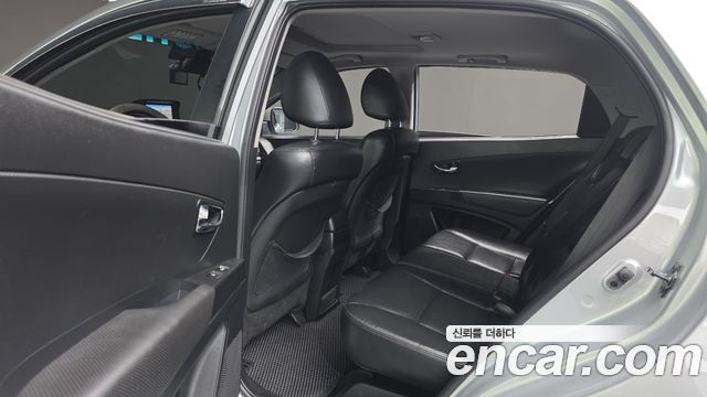 KG Mobility (SsangYong) Korando C Clubby 4WD Park 2011 — фото 16