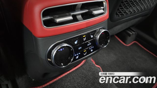 Genesis GV70 2.5T Gasoline AWD 2024 — фото 36