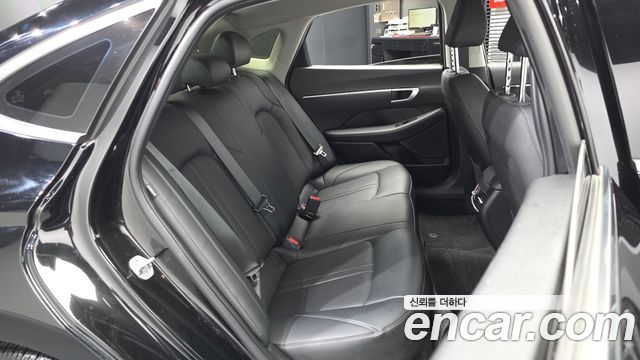 Hyundai Sonata The Edge (DN8) 2.0 LPG(Rent) Business 1 2025 — фото 16