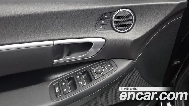 Hyundai Sonata The Edge (DN8) 2.0 LPG(Rent) Business 1 2025 — фото 20