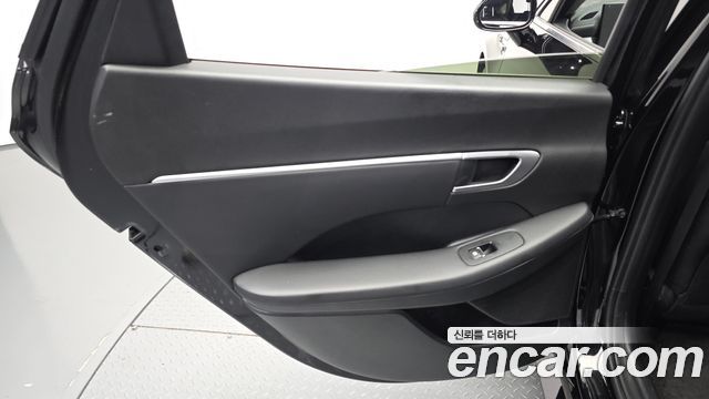 Hyundai Sonata The Edge (DN8) 2.0 LPG(Rent) Business 1 2025 — фото 31