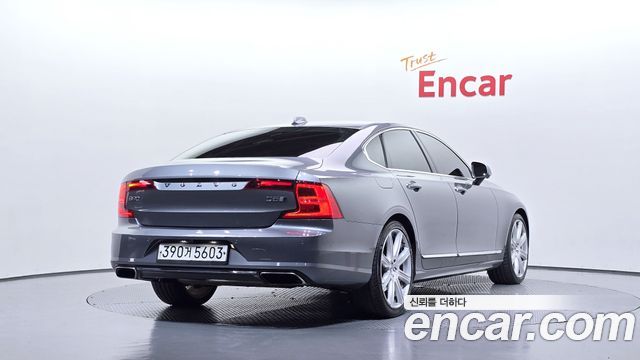 Volvo S90 D5 AWD Inscription 2019 — фото 2