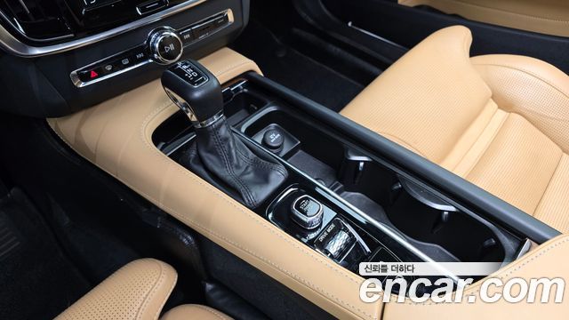 Volvo S90 D5 AWD Inscription 2019 — фото 9