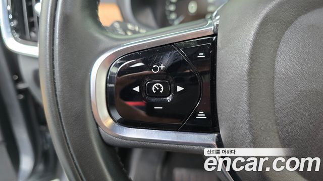 Volvo S90 D5 AWD Inscription 2019 — фото 16
