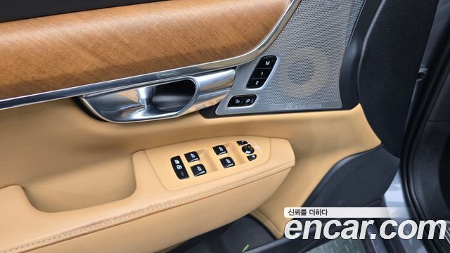 Volvo S90 D5 AWD Inscription 2019 — фото 28