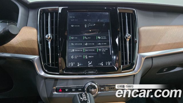 Volvo S90 D5 AWD Inscription 2019 — фото 34