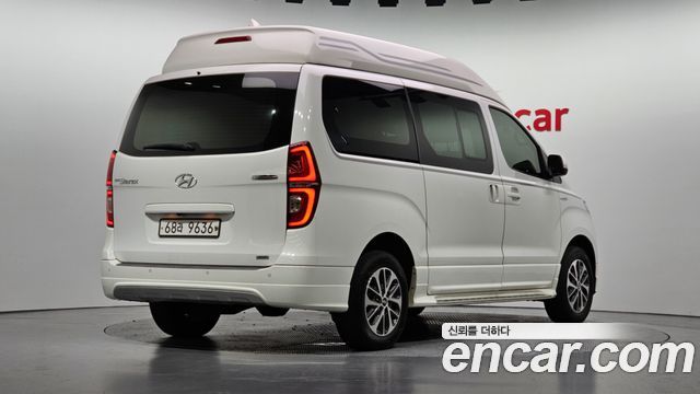 Hyundai Grand Starex 4WD Limousine 2019 — фото 2