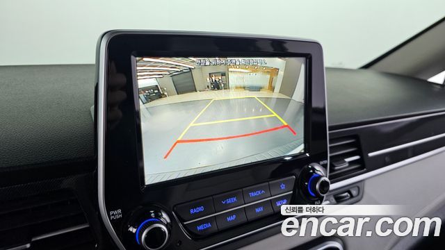 Hyundai Grand Starex 4WD Limousine 2019 — фото 15