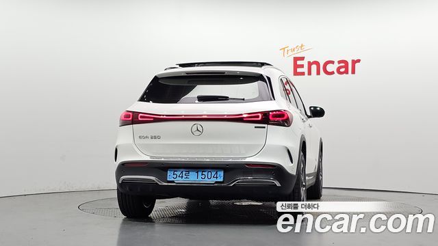 Mercedes-Benz EQA (H243) EQA250 AMG Line 2024 — фото 4