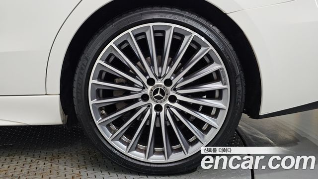 Mercedes-Benz C-Class (W206) C300 4MATIC AMG Line 2023 — фото 21